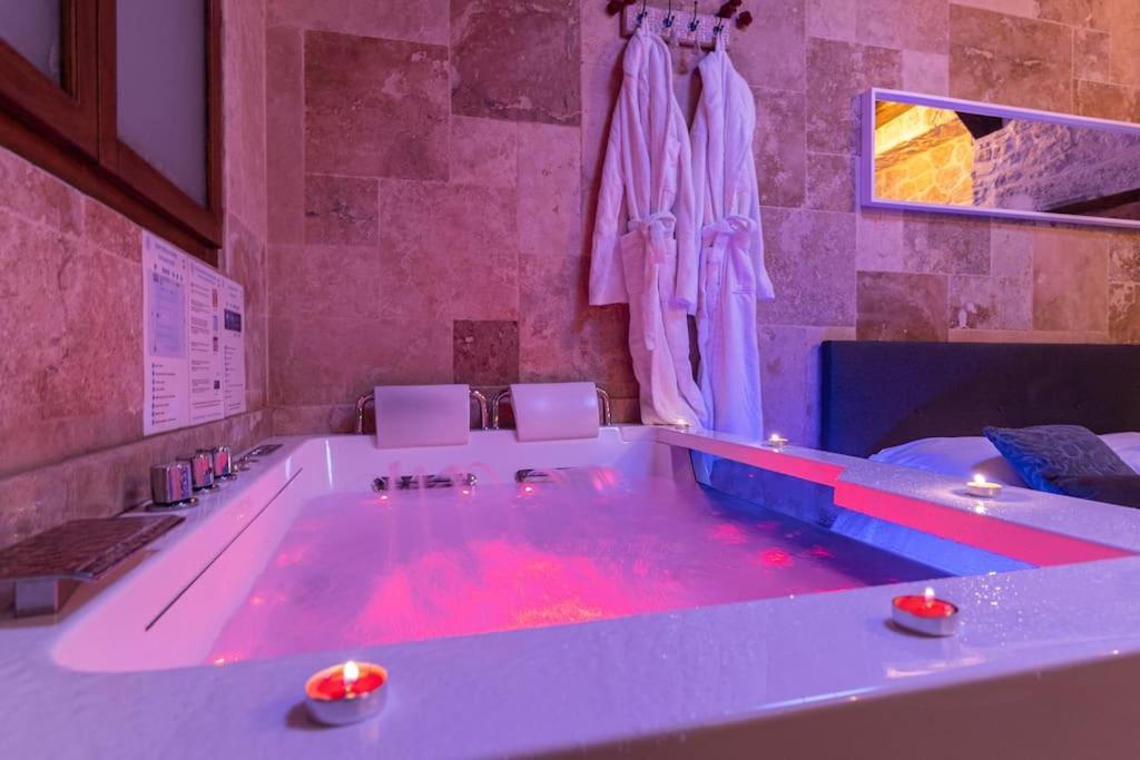 Bed & Spa - La Parenthese Topdestination-Dijon - Centre Ville - Classe 3 Etoiles Esterno foto